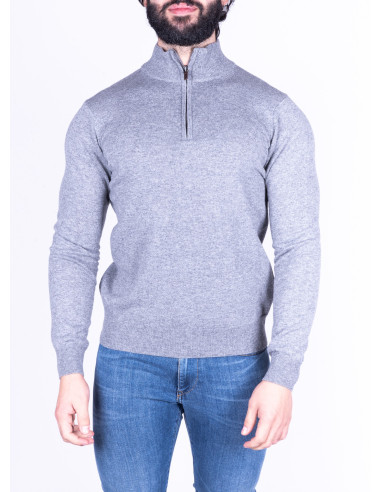 Chandra men's sweater with high neck zip