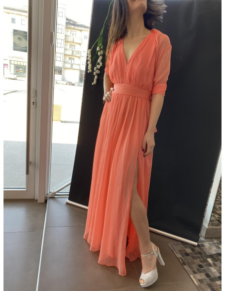 Ubani Kocca Frau orange langes Kleid