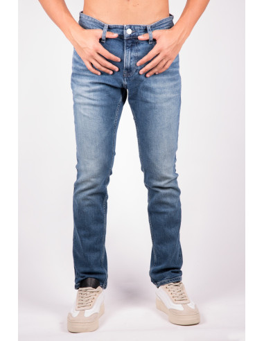 scanton slim fit jeans