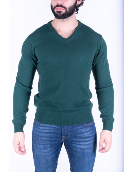 Chandra men's V-neck sweater