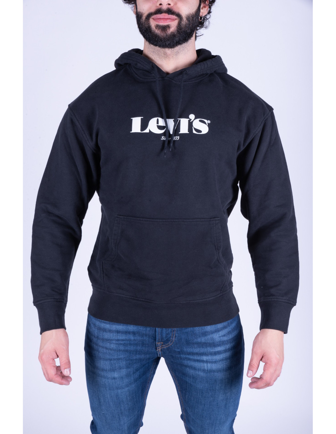 levi's relaxed graphic hoodie black